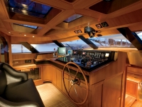 northernspirit-1393-016-pilothouse